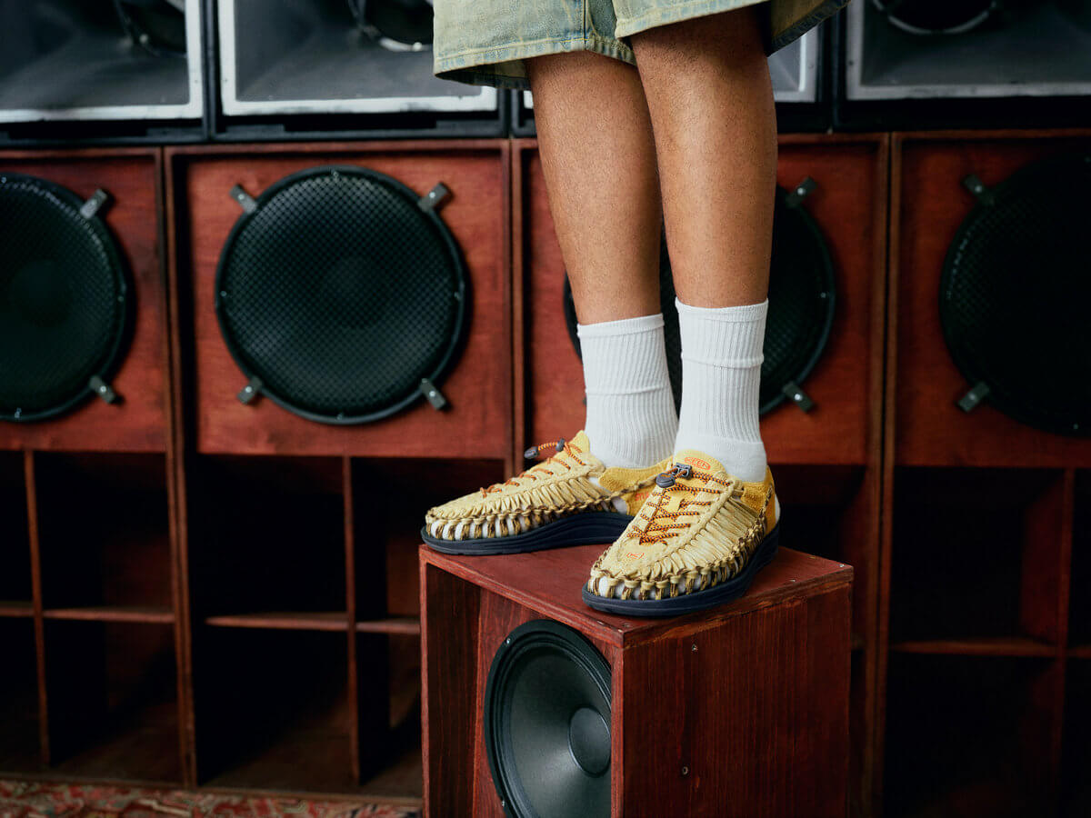 KEEN x SNS Uneek Flat New Wheat / Reed Yellow